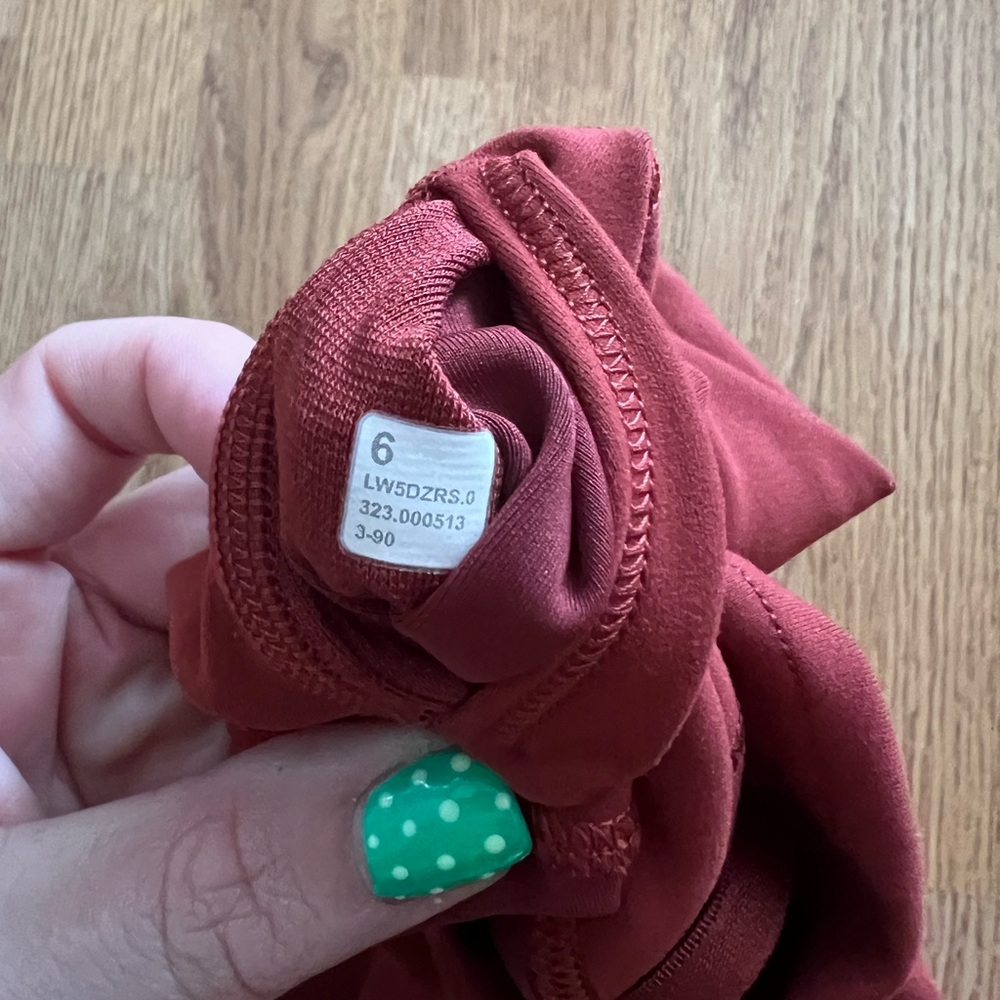 Lululemon Leggings - Picture 3 of 5